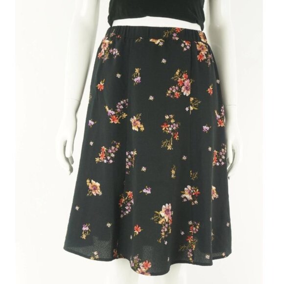 Bobeau Floral Midi Skirt - Picture 2 of 5